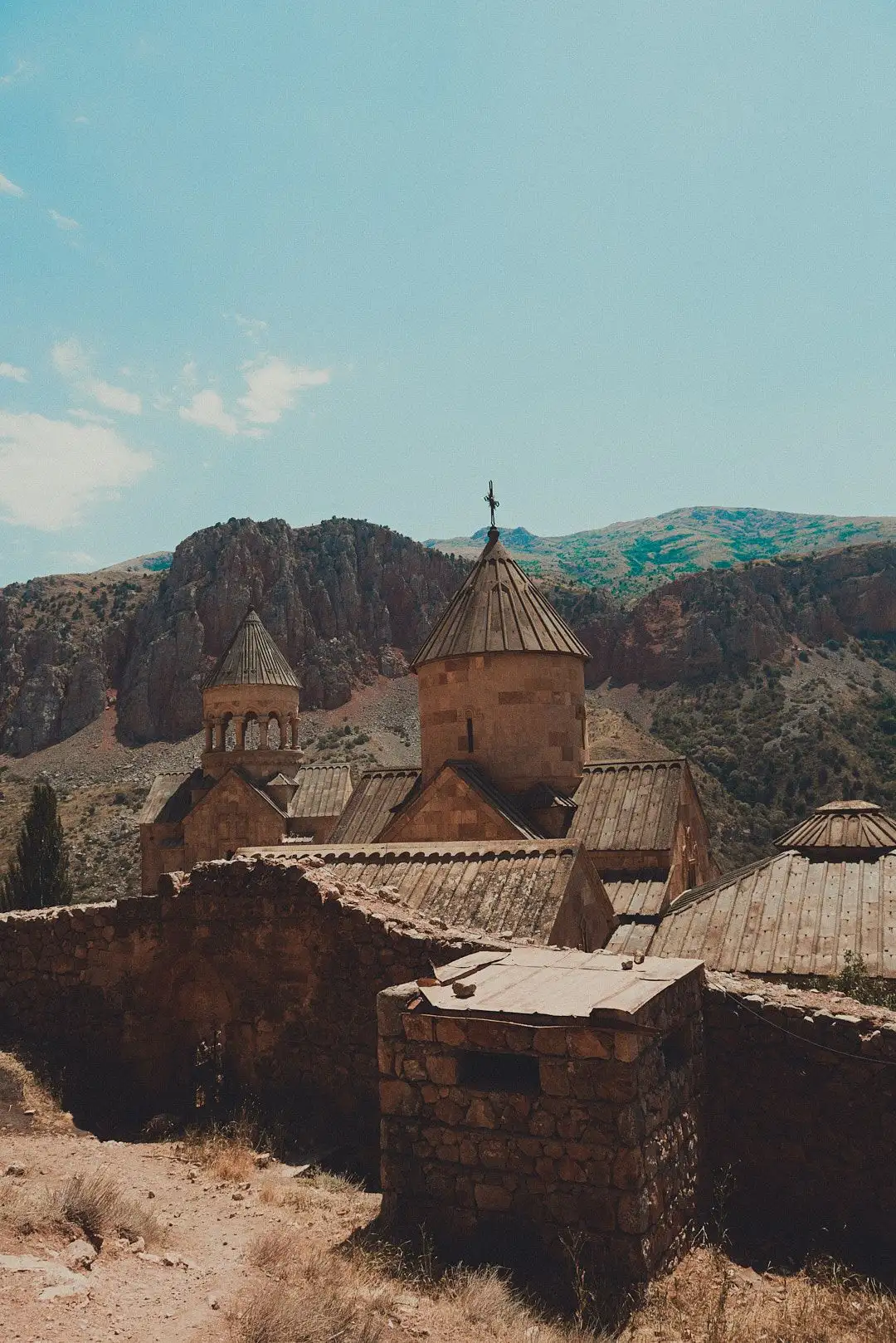 Каменная церковь