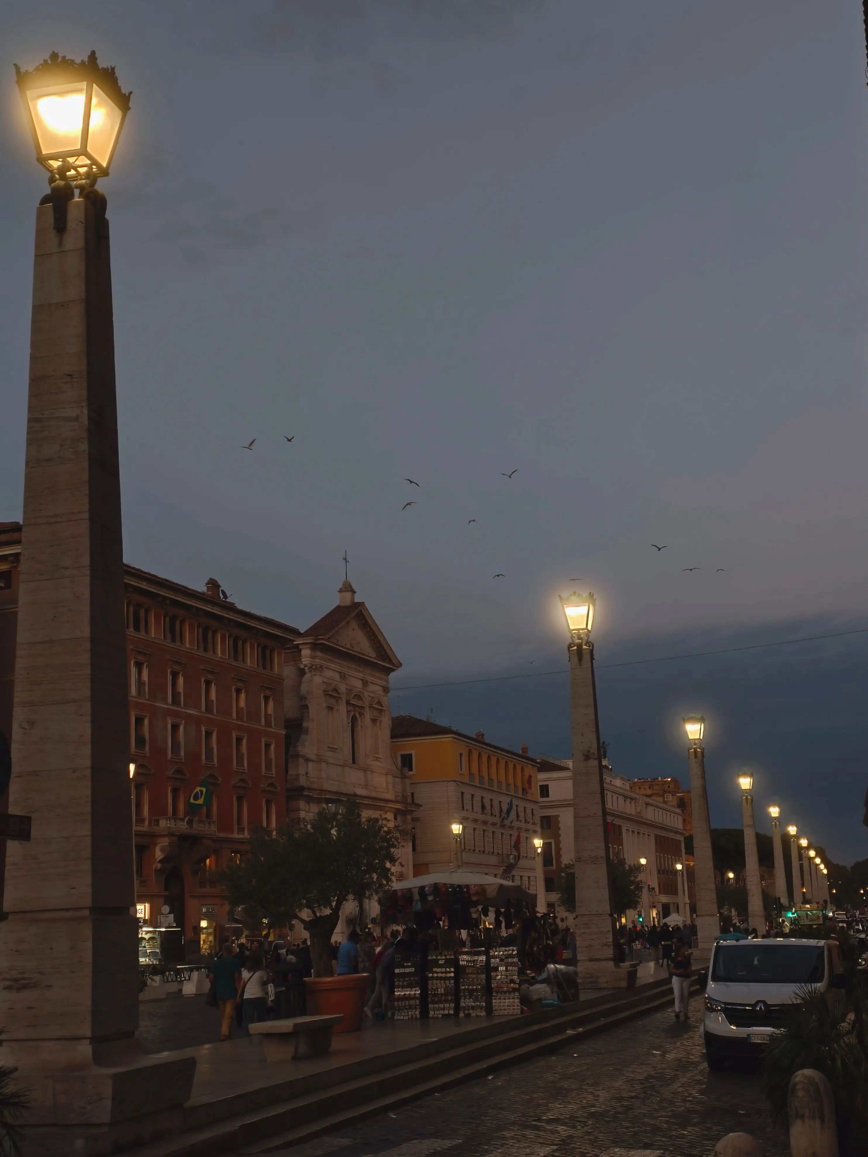 Вечер на  Via della Conciliazione