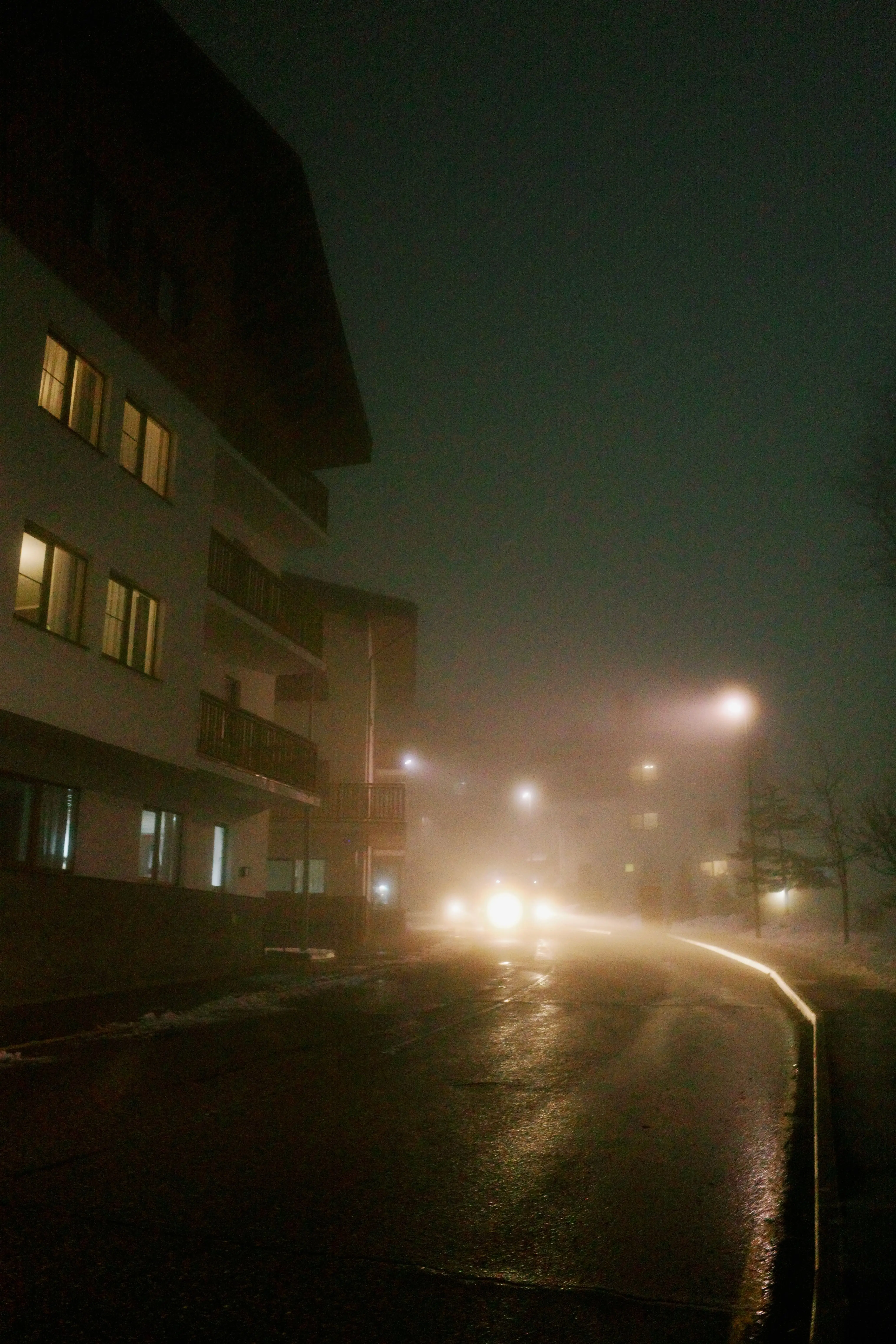 Красная поляна в ночи